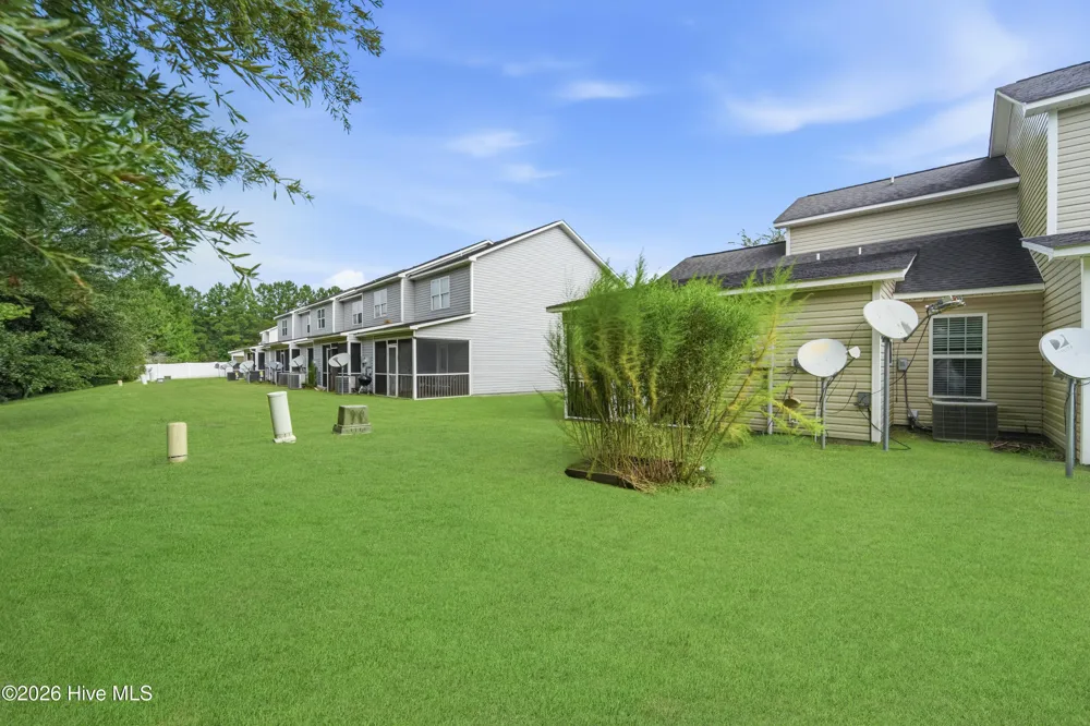 308 Caldwell Loop Jacksonville, NC 28546