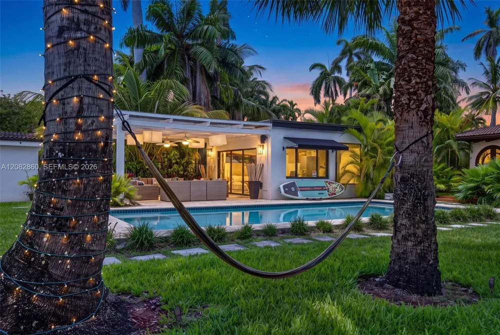 1028 NE 84th St Miami, FL 33138