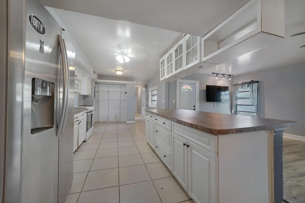 6311 NW 72nd Avenue Tamarac, FL 33321