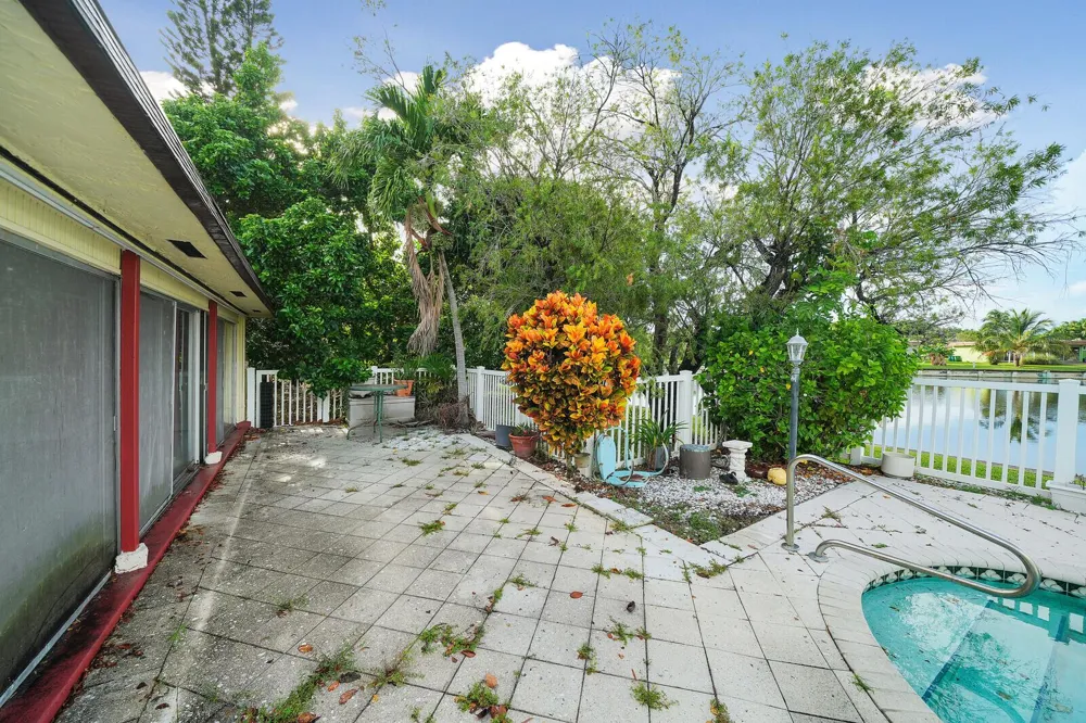 6311 NW 72nd Avenue Tamarac, FL 33321