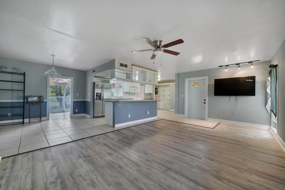 6311 NW 72nd Avenue Tamarac, FL 33321