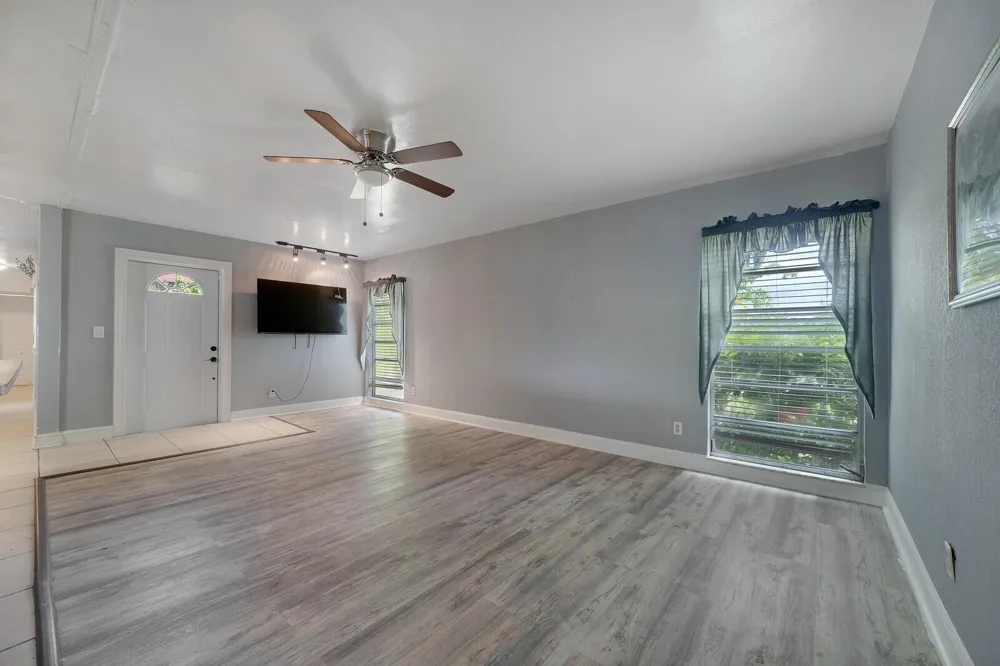 6311 NW 72nd Avenue Tamarac, FL 33321
