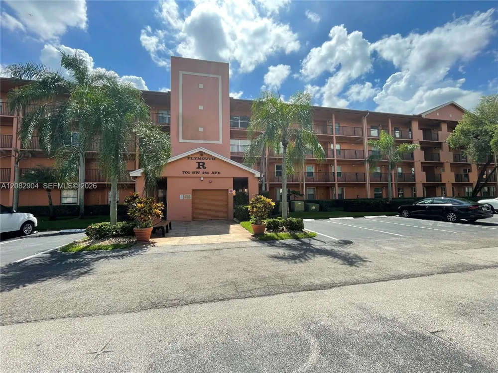 701 SW 141st Ave #110R Pembroke Pines, FL 33027
