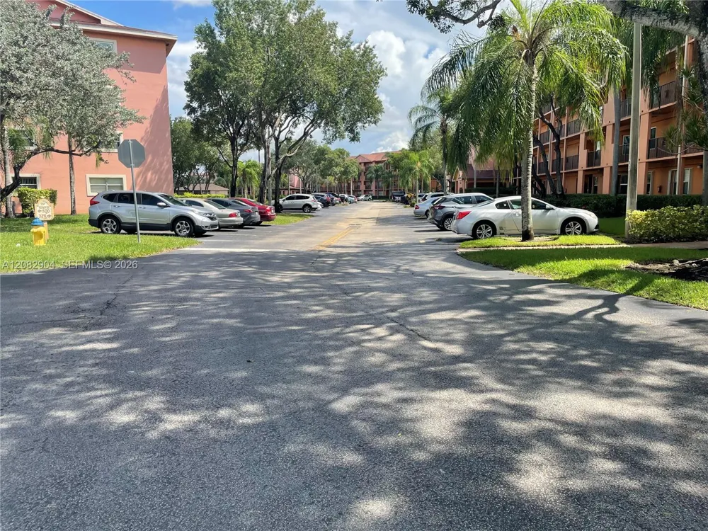 701 SW 141st Ave #110R Pembroke Pines, FL 33027