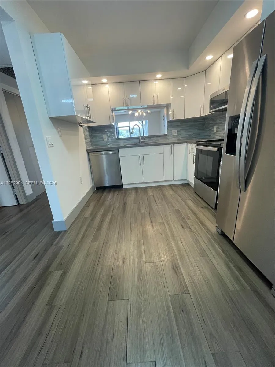 701 SW 141st Ave #110R Pembroke Pines, FL 33027