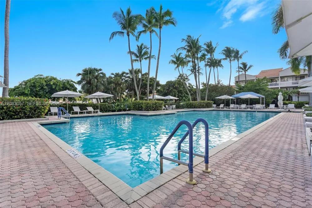 3610 Yacht Club Dr #213 Aventura, FL 33180