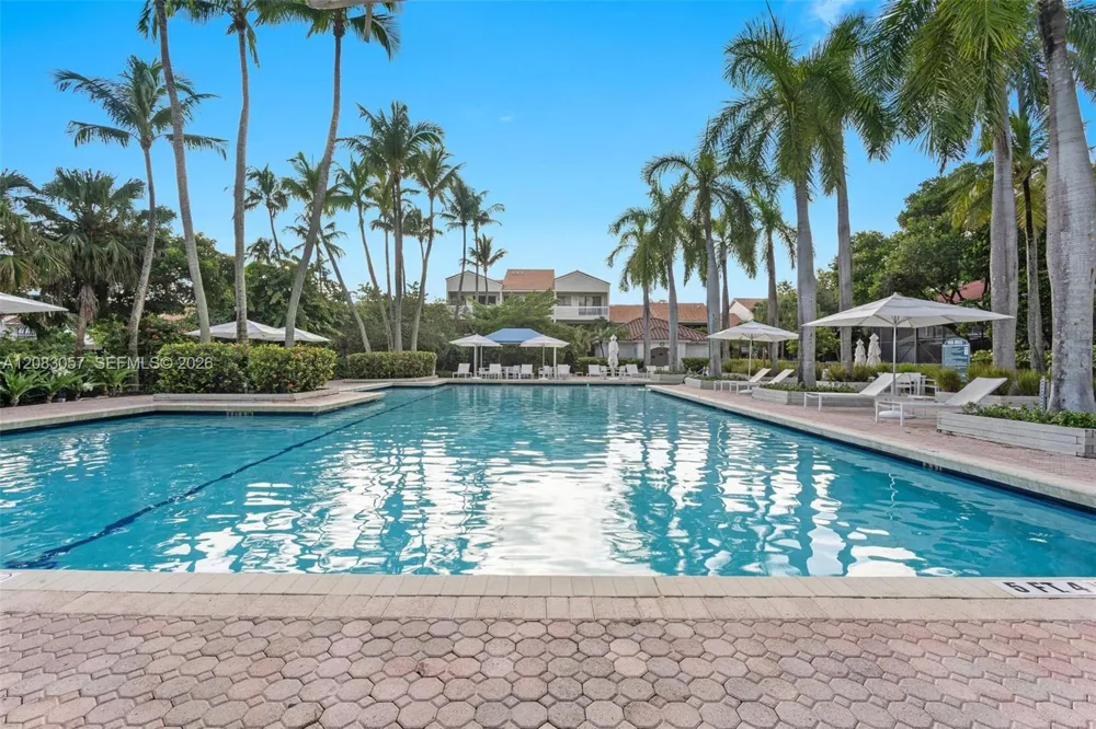 3610 Yacht Club Dr #213 Aventura, FL 33180