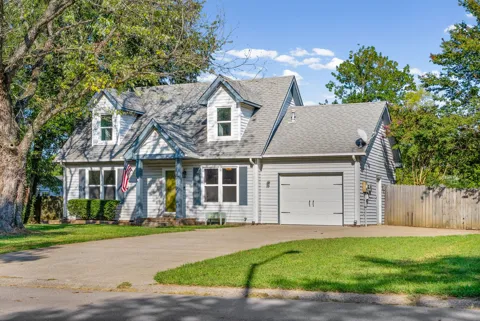 309 Kelsey Dr