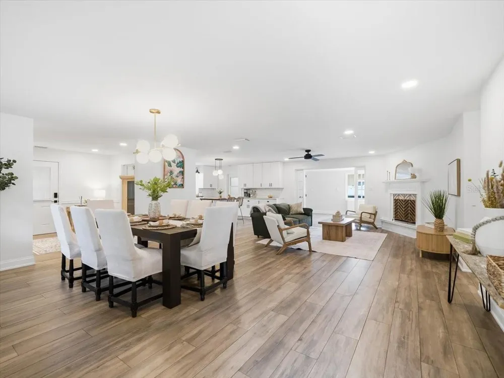 1700 DUNCAN COURT Clearwater, FL 33756