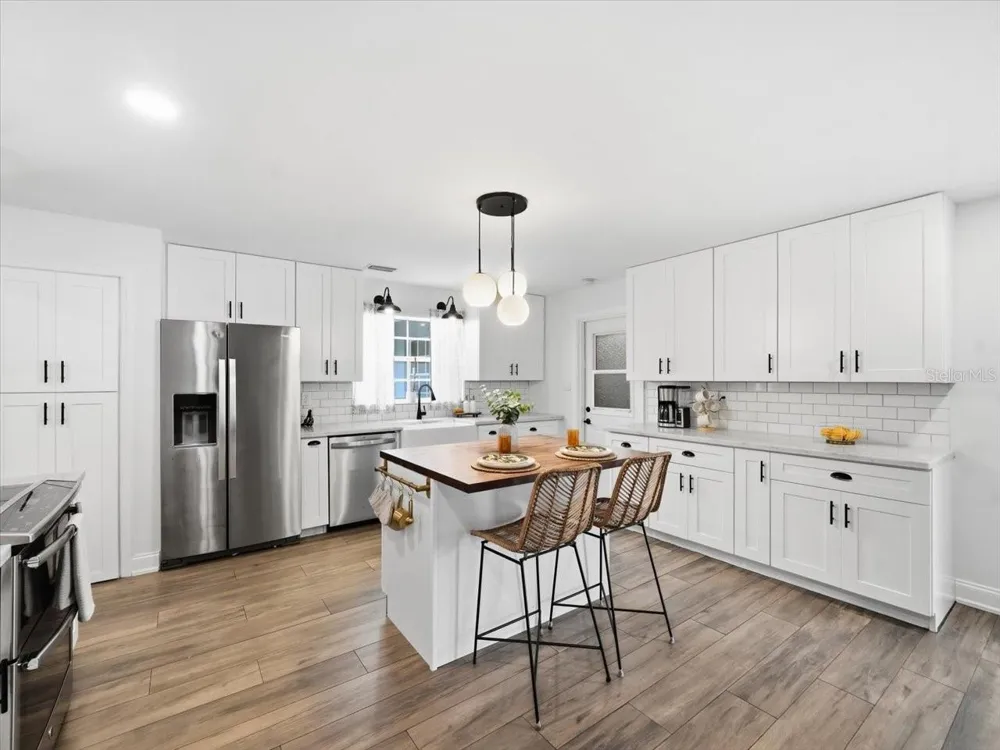 1700 DUNCAN COURT Clearwater, FL 33756
