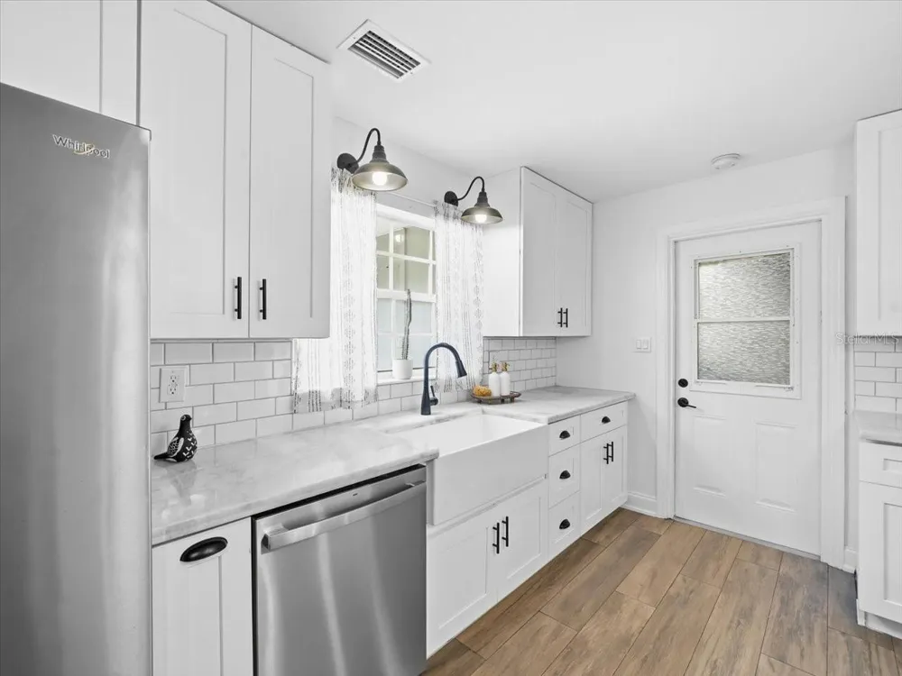 1700 DUNCAN COURT Clearwater, FL 33756