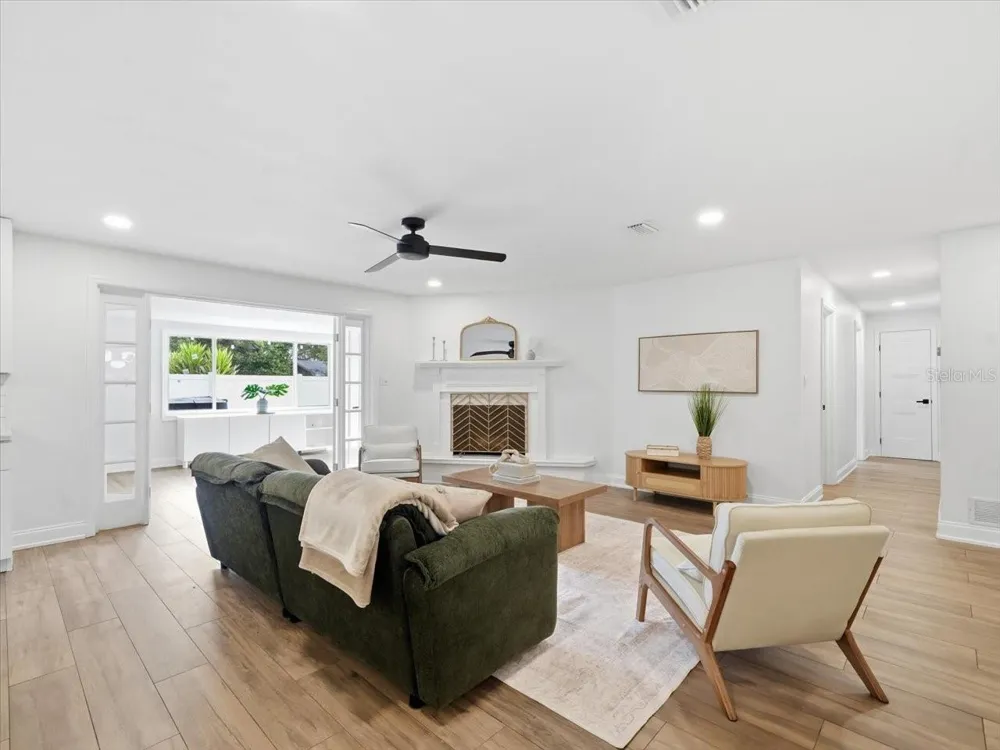 1700 DUNCAN COURT Clearwater, FL 33756
