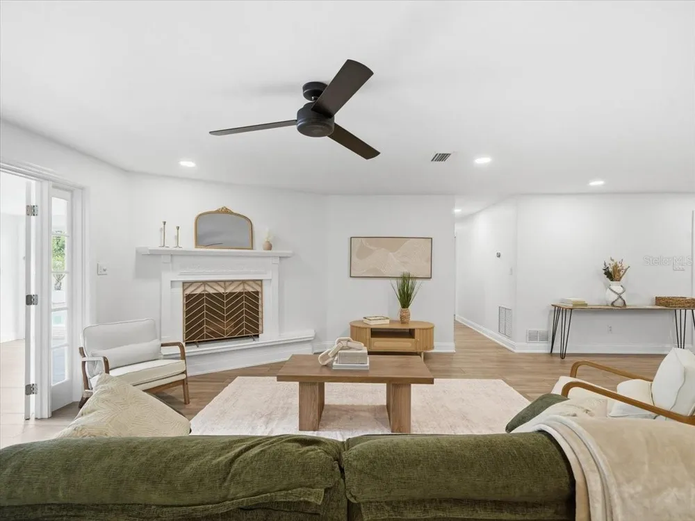 1700 DUNCAN COURT Clearwater, FL 33756