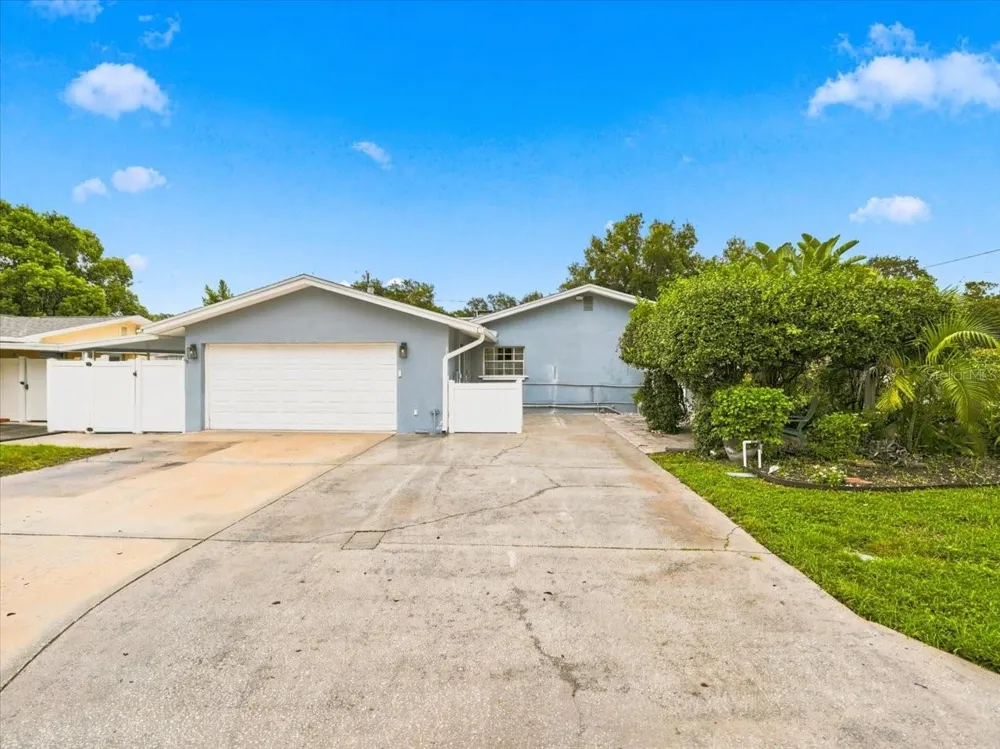 1700 DUNCAN COURT Clearwater, FL 33756