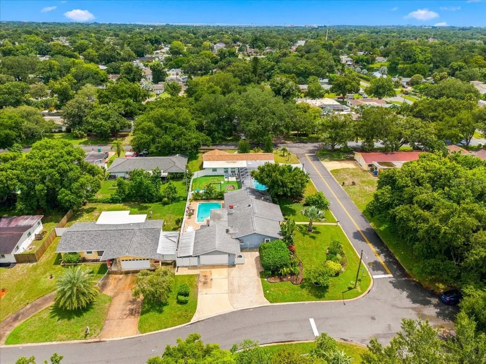 1700 DUNCAN COURT Clearwater, FL 33756