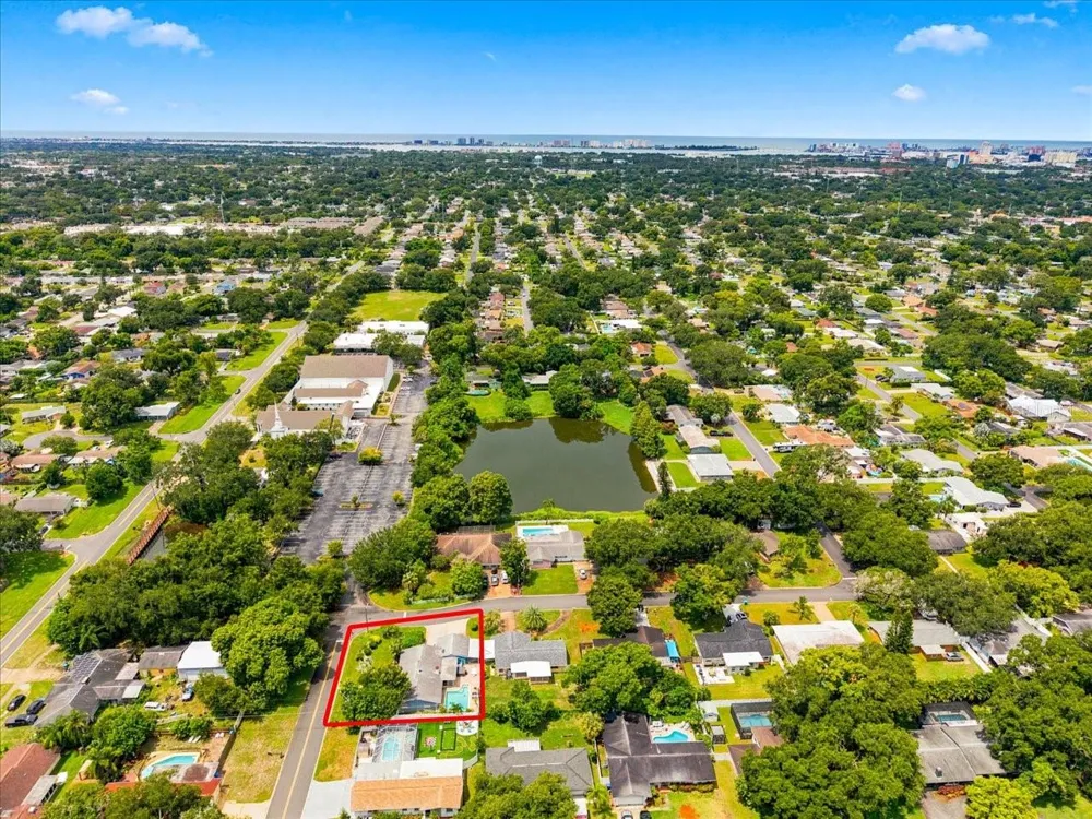 1700 DUNCAN COURT Clearwater, FL 33756