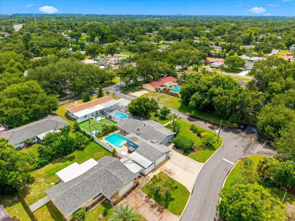 1700 DUNCAN COURT Clearwater, FL 33756
