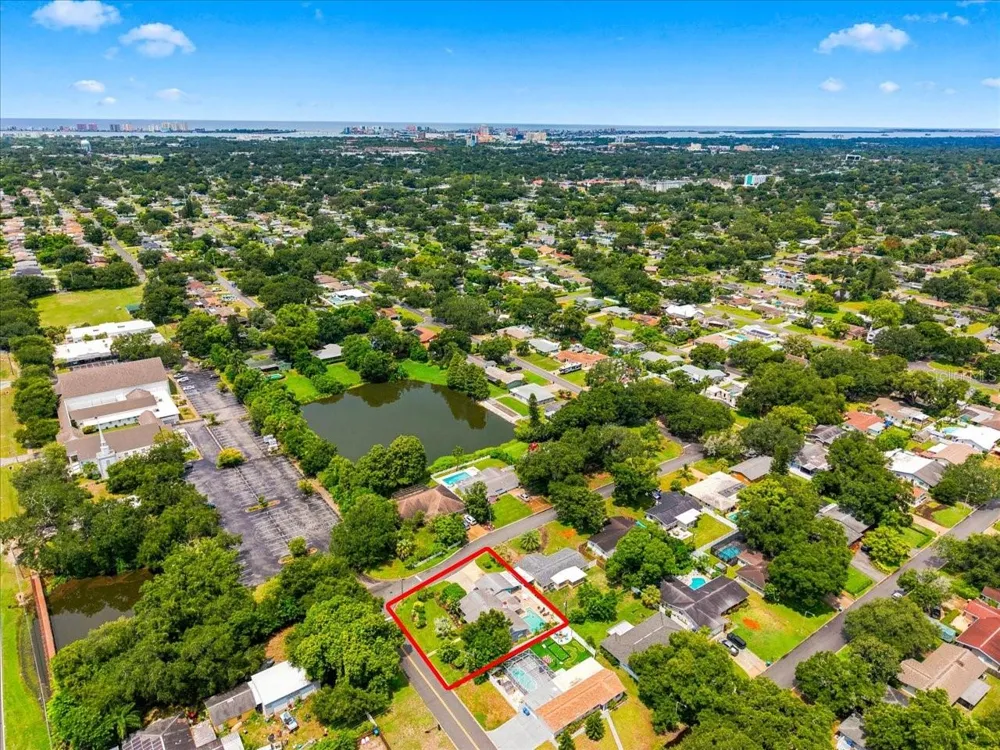 1700 DUNCAN COURT Clearwater, FL 33756
