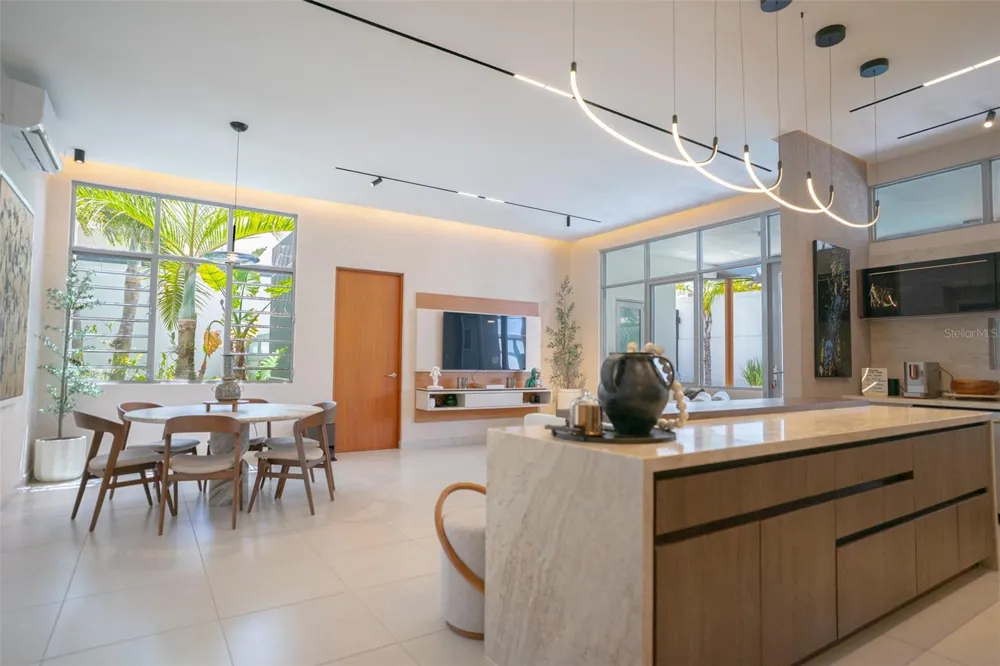 120 URB.BELAIR AT FINCA ELENA | CALLE NARANJO #120 Guaynabo, PR 00971