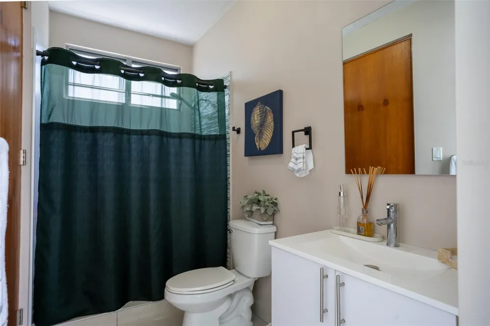 120 URB.BELAIR AT FINCA ELENA | CALLE NARANJO #120 Guaynabo, PR 00971