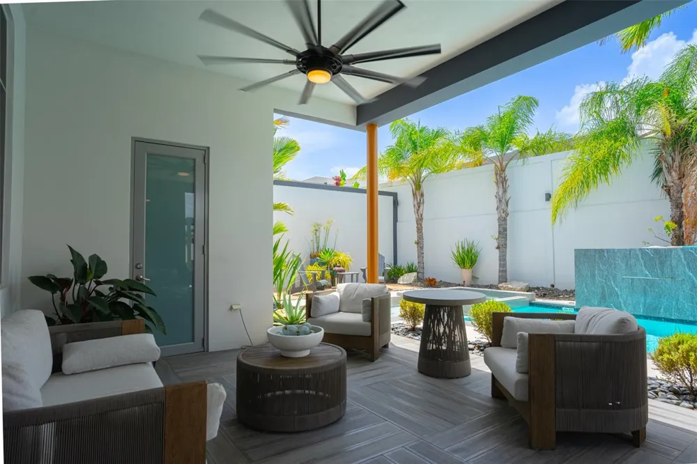 120 URB.BELAIR AT FINCA ELENA | CALLE NARANJO #120 Guaynabo, PR 00971