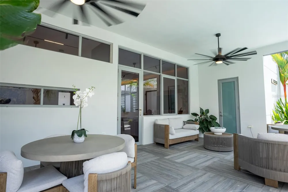 120 URB.BELAIR AT FINCA ELENA | CALLE NARANJO #120 Guaynabo, PR 00971