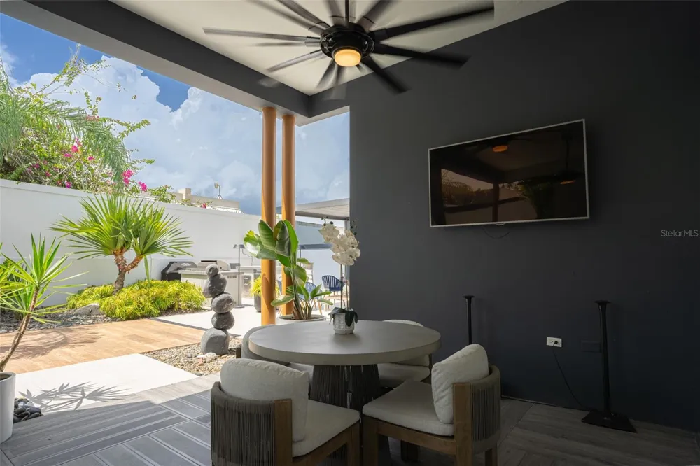 120 URB.BELAIR AT FINCA ELENA | CALLE NARANJO #120 Guaynabo, PR 00971