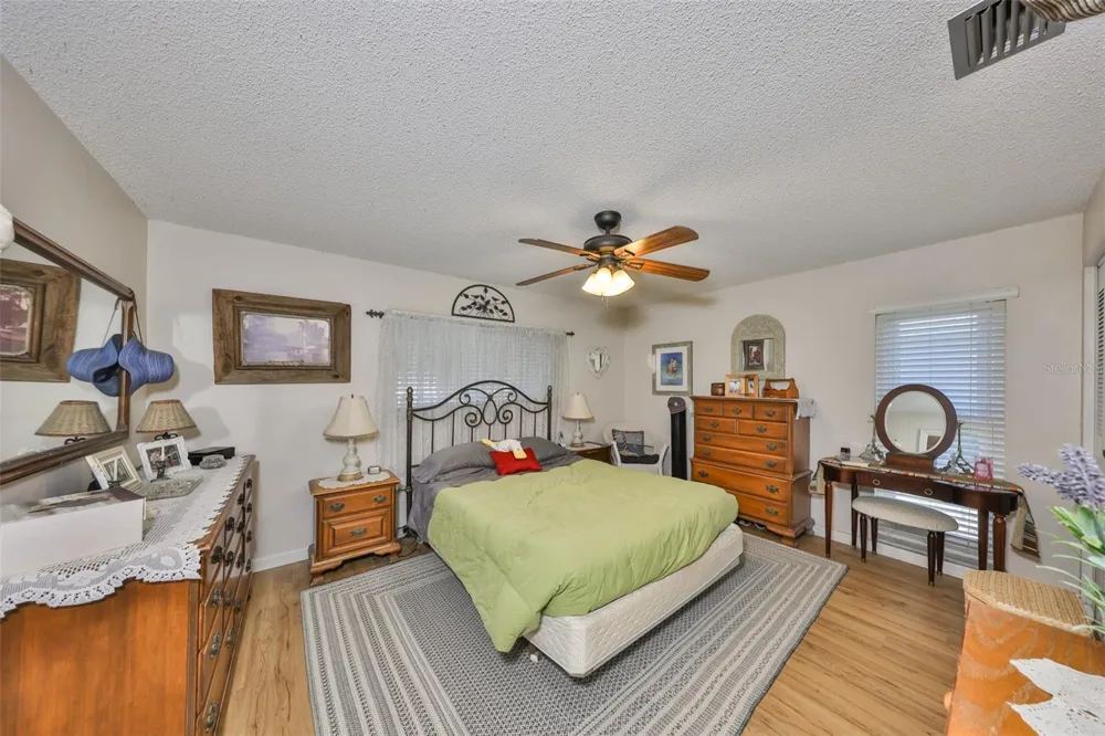 672 ALLEGHENY DRIVE Sun City Center, FL 33573