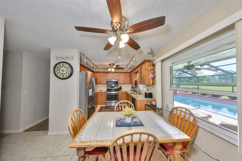 672 ALLEGHENY DRIVE Sun City Center, FL 33573