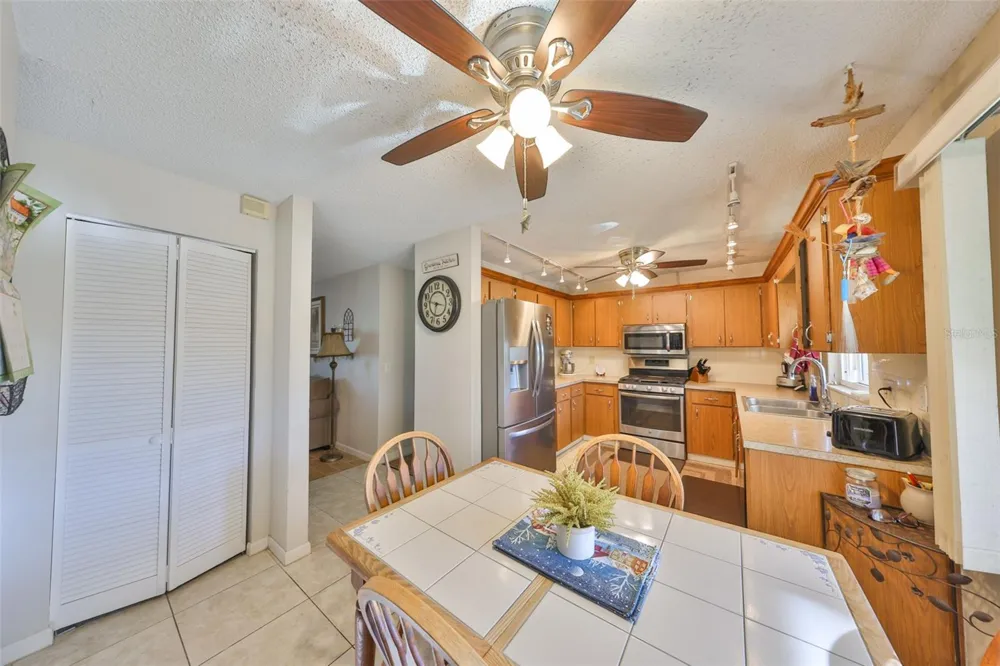 672 ALLEGHENY DRIVE Sun City Center, FL 33573