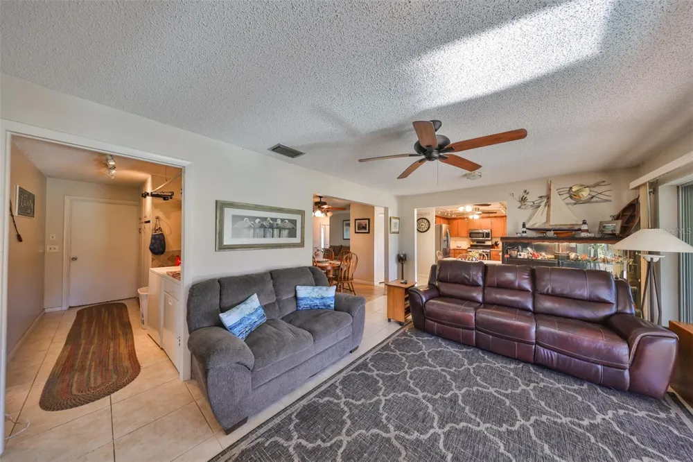 672 ALLEGHENY DRIVE Sun City Center, FL 33573