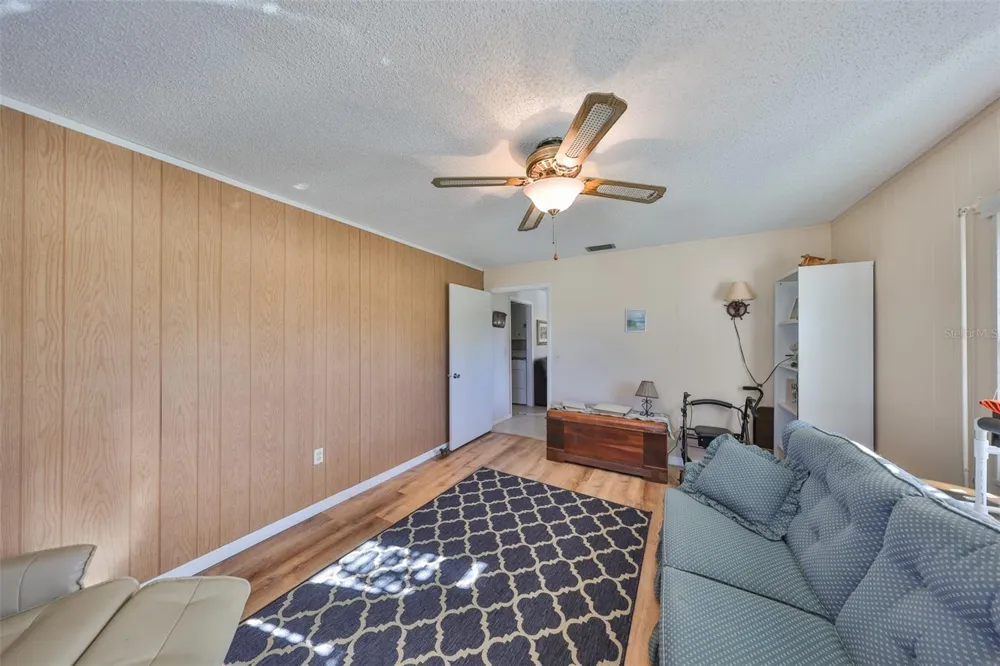 672 ALLEGHENY DRIVE Sun City Center, FL 33573