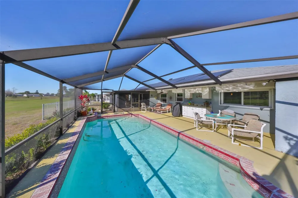 672 ALLEGHENY DRIVE Sun City Center, FL 33573