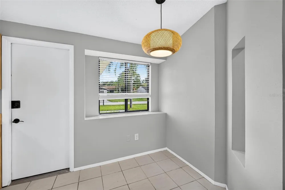 651 TIMBER BAY CIRCLE E Oldsmar, FL 34677