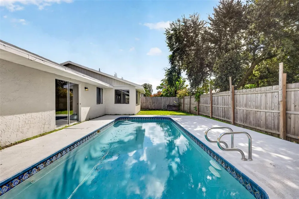 651 TIMBER BAY CIRCLE E Oldsmar, FL 34677