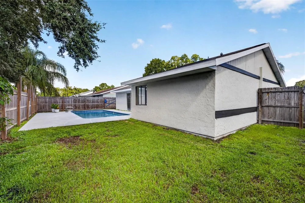 651 TIMBER BAY CIRCLE E Oldsmar, FL 34677