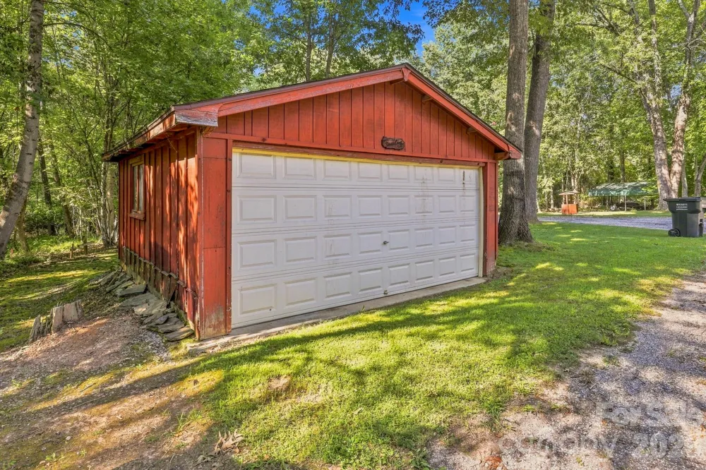 51 Rising Meadow Lane Mills River, NC 28759