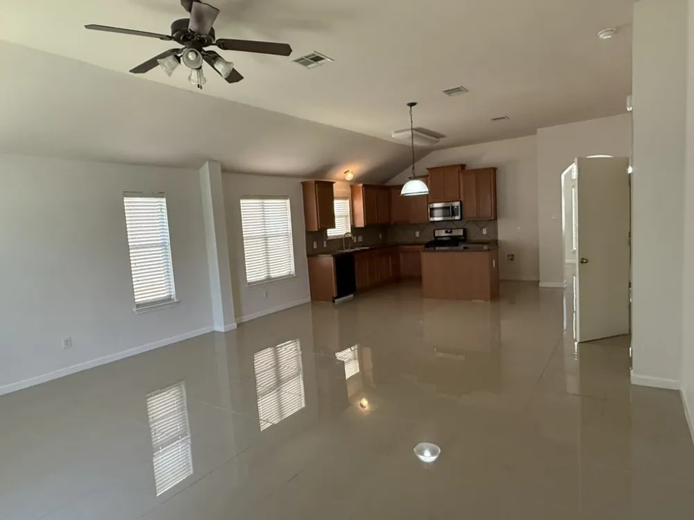 1516 Tonia Loop Round Rock, TX 78665