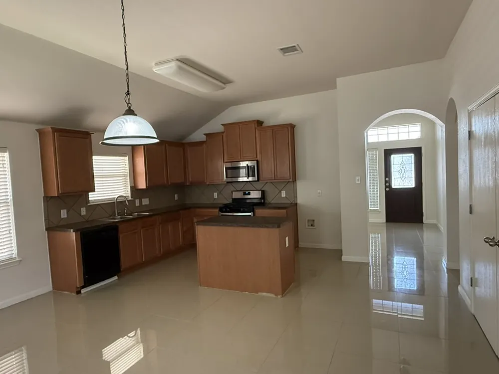 1516 Tonia Loop Round Rock, TX 78665