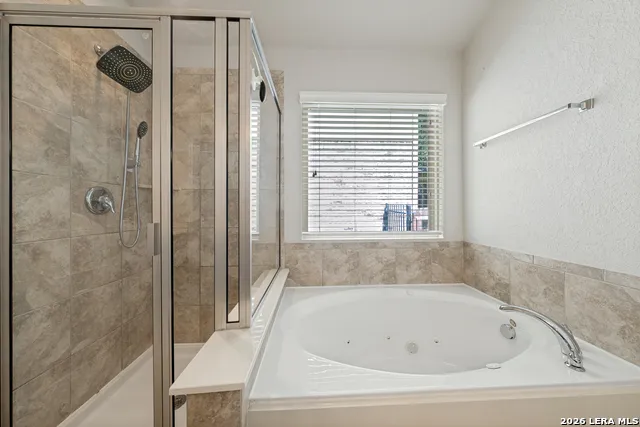 10331 SALAMANCA Helotes, TX 78023