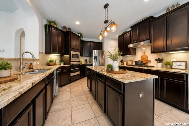 10331 SALAMANCA Helotes, TX 78023