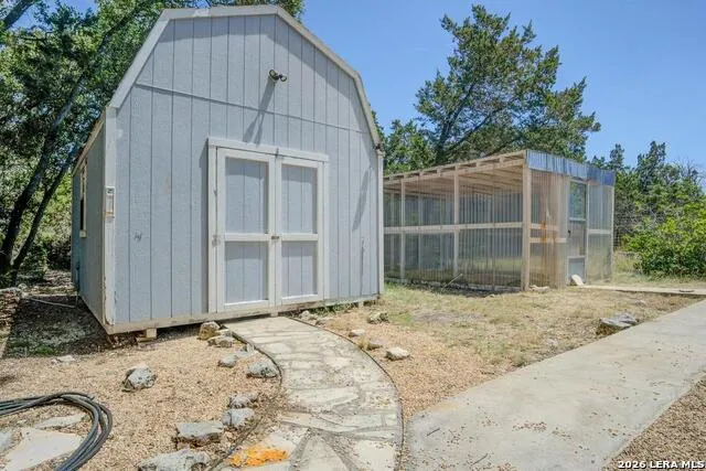 310 remington dr Bergheim, TX 78004