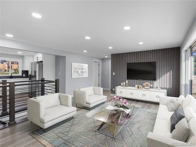 951 E 10th Avenue Broomfield, CO 80020