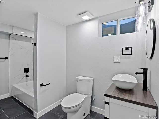 951 E 10th Avenue Broomfield, CO 80020