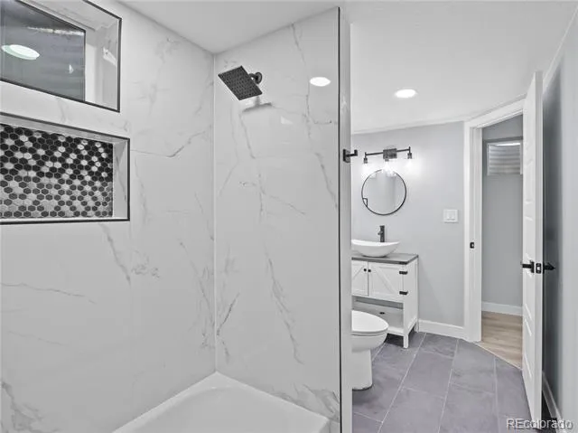 951 E 10th Avenue Broomfield, CO 80020
