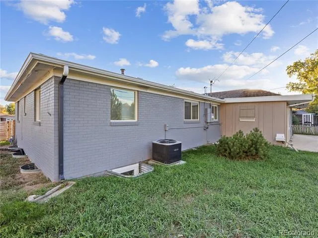 951 E 10th Avenue Broomfield, CO 80020