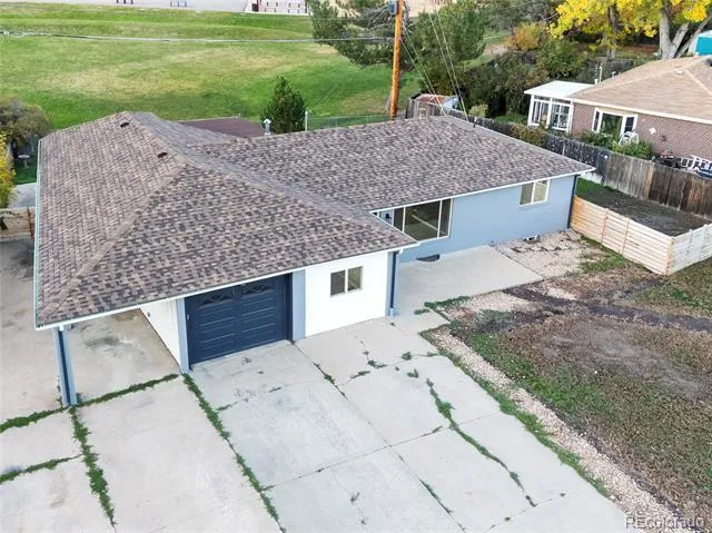 951 E 10th Avenue Broomfield, CO 80020