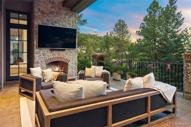 968 Country Club Parkway Castle Rock, CO 80108