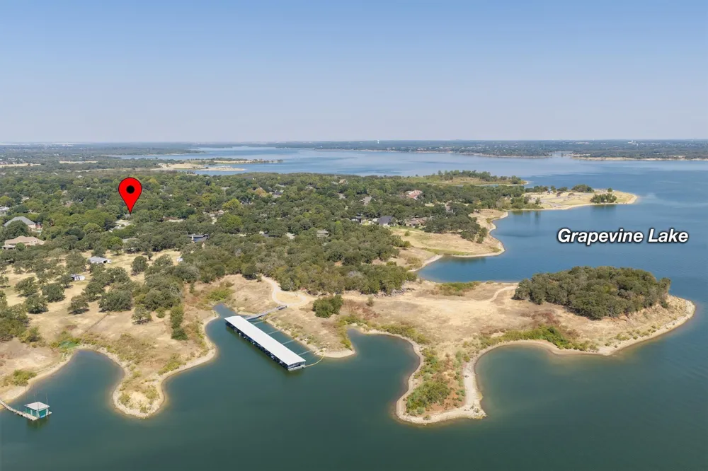 2108 Forest Hills Road Grapevine, TX 76051