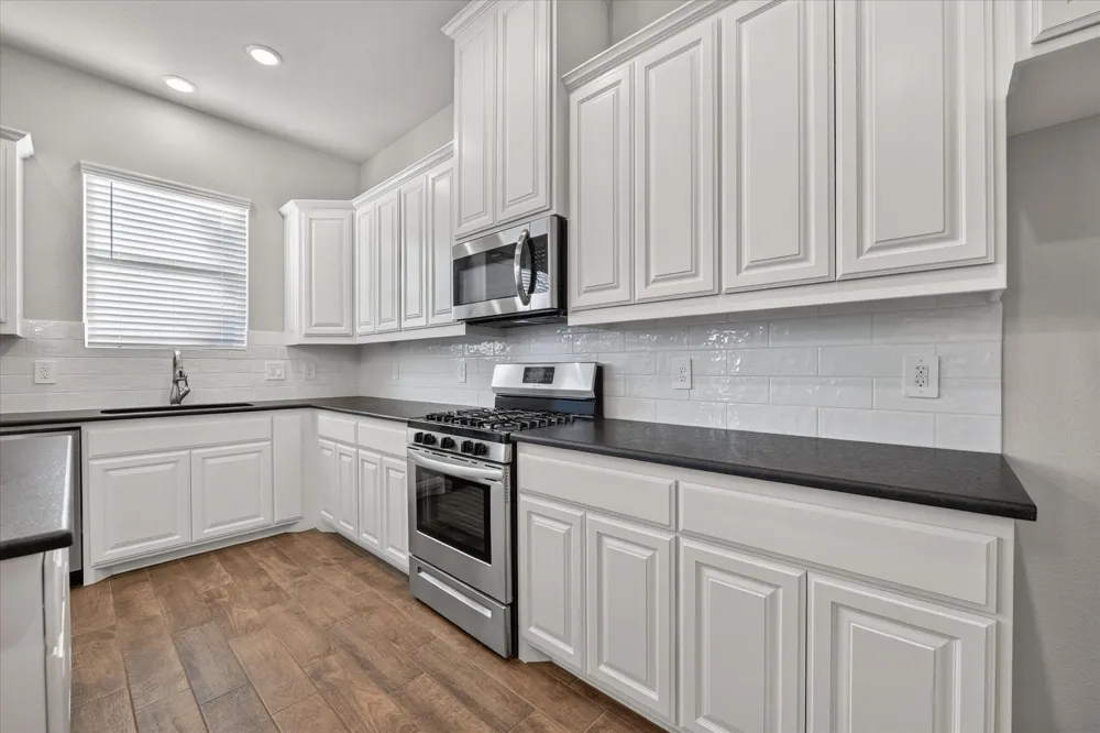 412 Brinkley Drive Saginaw, TX 76179